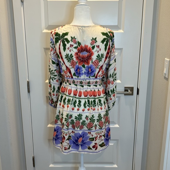 SOLD - FARM Rio Short Dress Size M - Picture 11 of 11